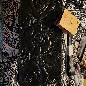 Patricia Nash wristlet